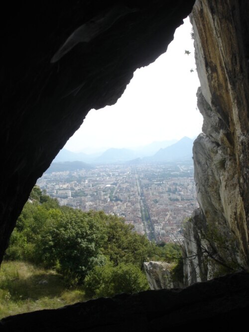 Grotte de Mandrin