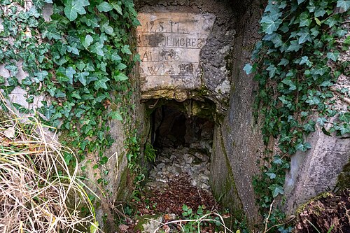 Caverna vietata ai 305 (ingresso 1)