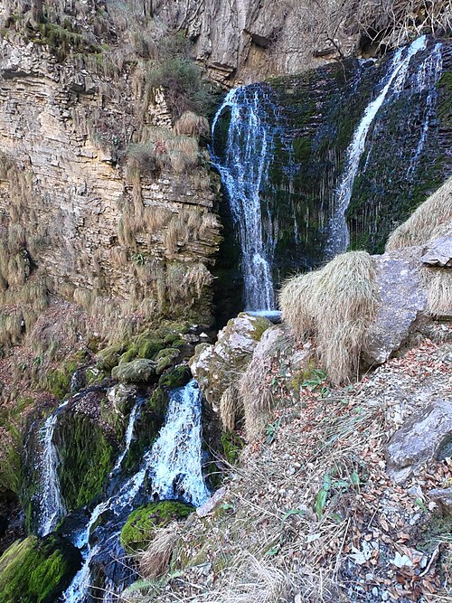 Cascata vicino a Avolasio