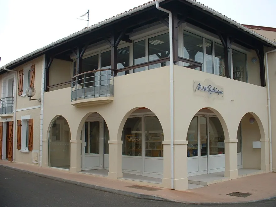 Bibliothek bei Vieux-Boucau-les-Bains