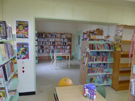 Bibliothek bei Bascons