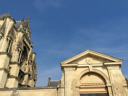 Palais du Tau