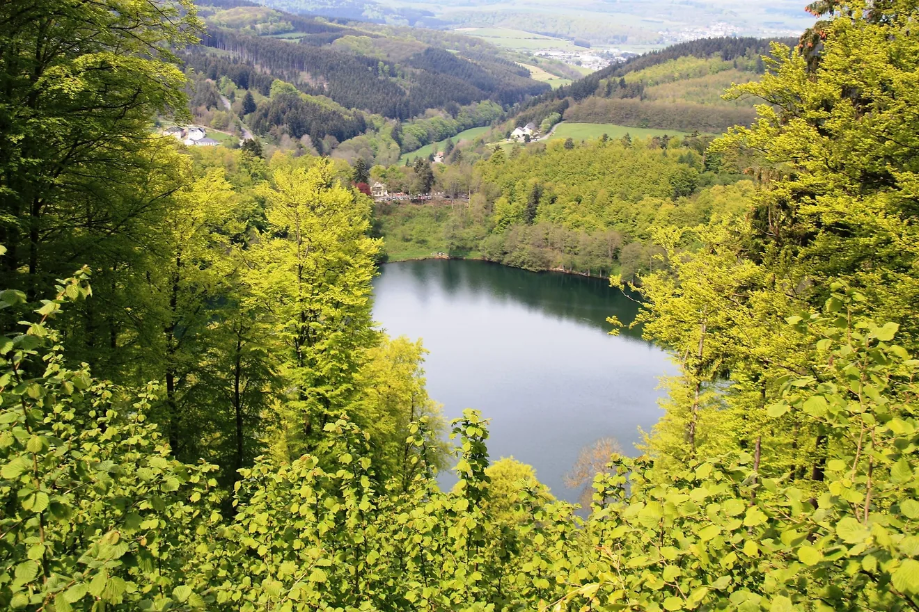 Schwimmbad am Gemündener Maar